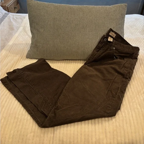 LIKE NEW Gap Men's Brown Slim Fit Corduroy Pants Size 32/30 - Picture 4 of 5